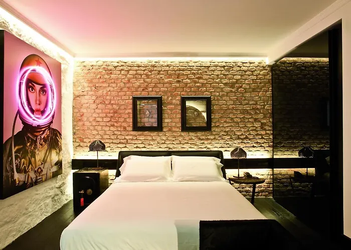 Areadocks Boutique Hotel